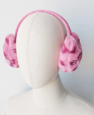 Orejera retráctil flexible con orejeras decorativas para gatos con bordado de piel de leopardo rosa