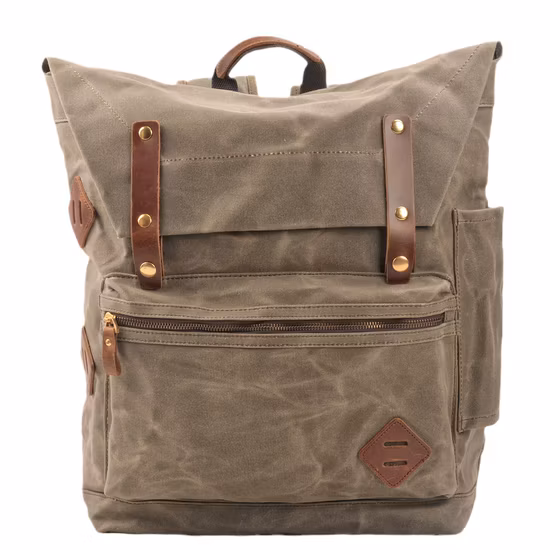 Waste Soil Retro al aire libre Mochila de gran capacidad Cera de aceite Impermeable Lona de cuero Viaje Montañismo Camping Estilo militar Mochila
